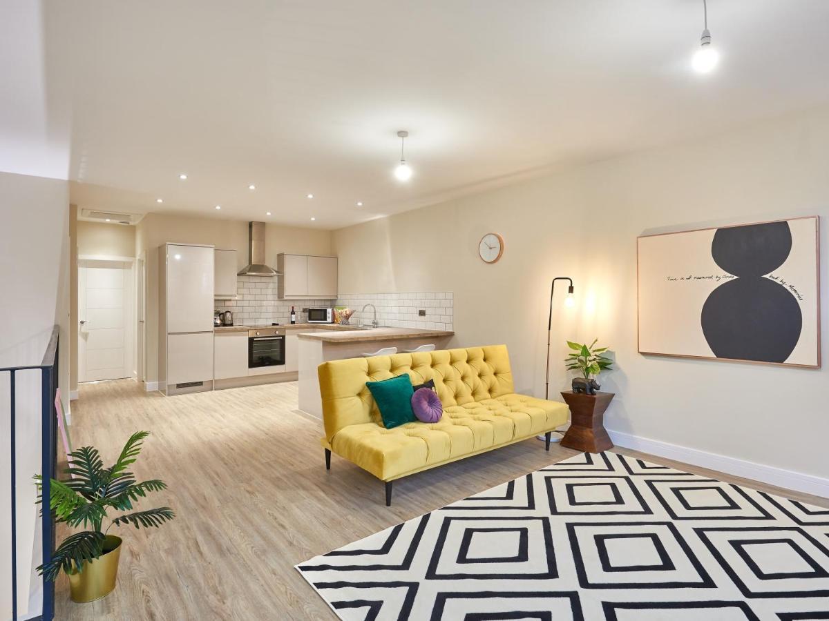 Two Bedroom Apartment By Jlj Apartments & Serviced Accommodation Birmingham - Mantella Lofts Exterior foto